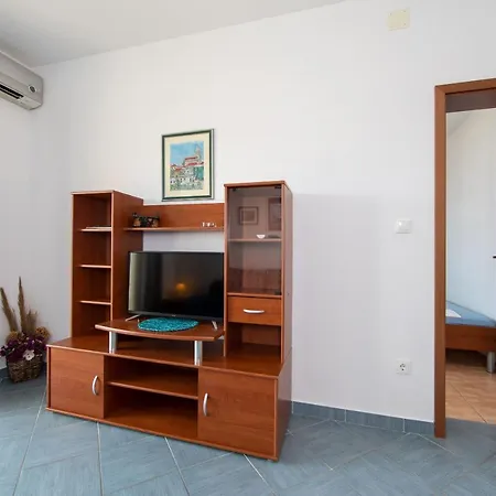 Apartment Ruzica *